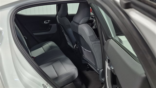 Polestar 2 photo 25