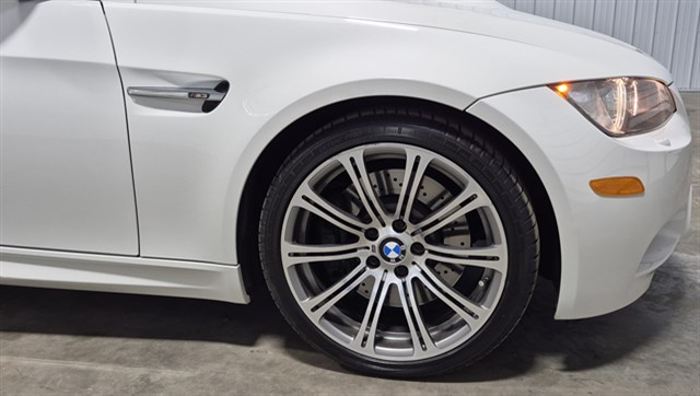 BMW M3 photo 10