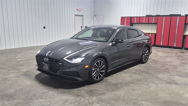 Hyundai Sonata photo 8