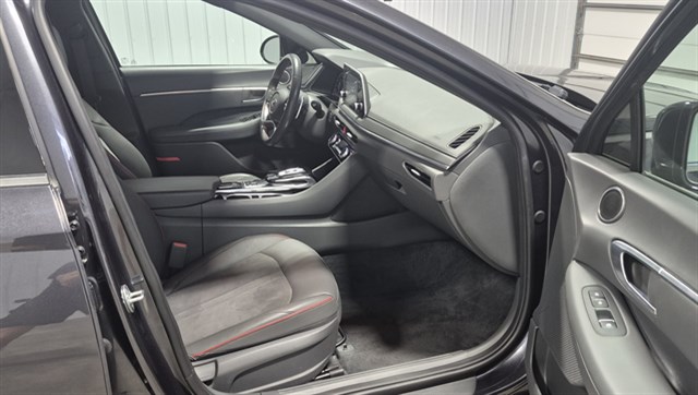 Hyundai Sonata photo 22