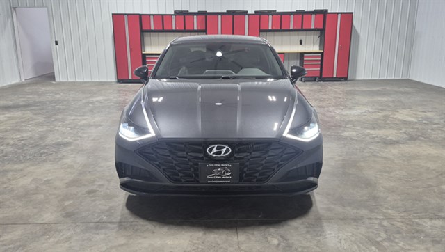 Hyundai Sonata photo 7