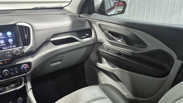 GMC Terrain photo 19