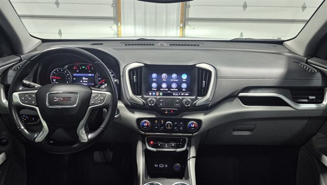 GMC Terrain photo 11