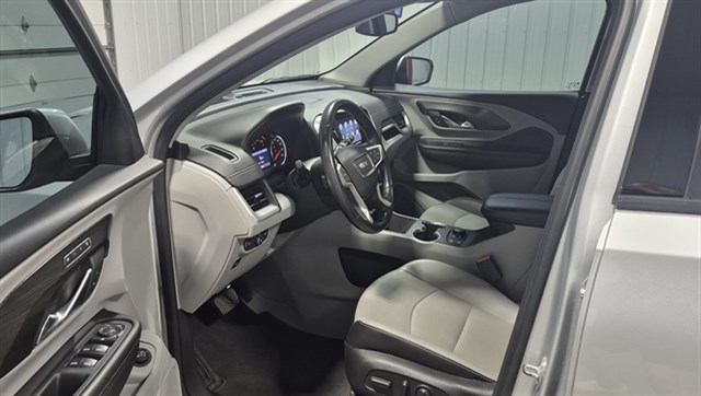 GMC Terrain photo 21