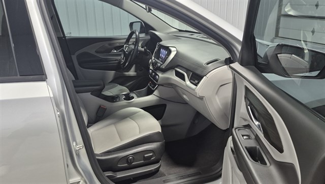 GMC Terrain photo 23