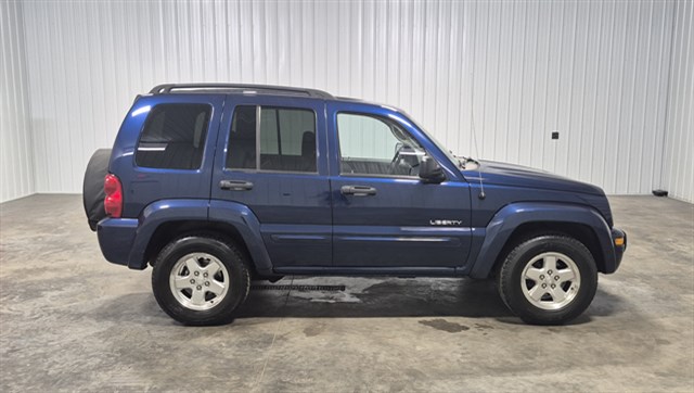 Jeep Liberty photo 5