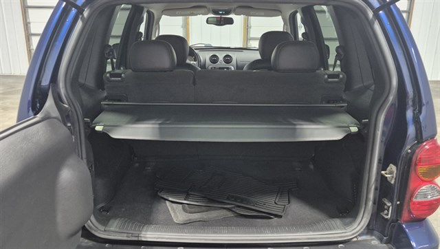 Jeep Liberty photo 20