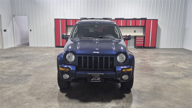 Jeep Liberty photo 7