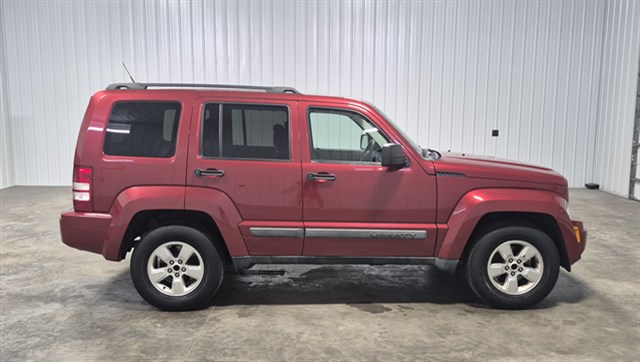 Jeep Liberty photo 5