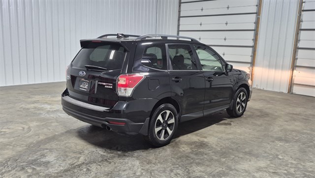Subaru Forester photo 4