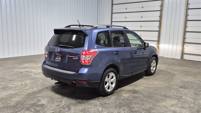 Subaru Forester photo 4