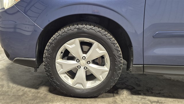 Subaru Forester photo 9