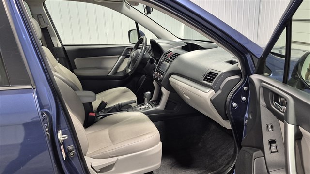 Subaru Forester photo 23