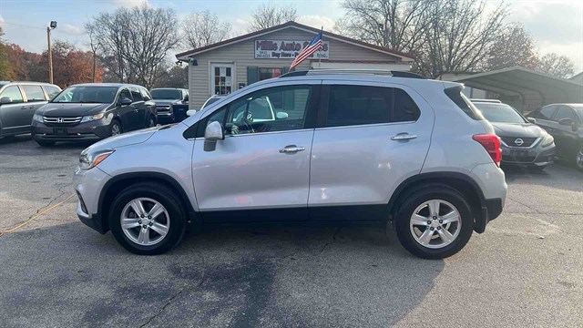 2017 Chevrolet Trax LT's photo