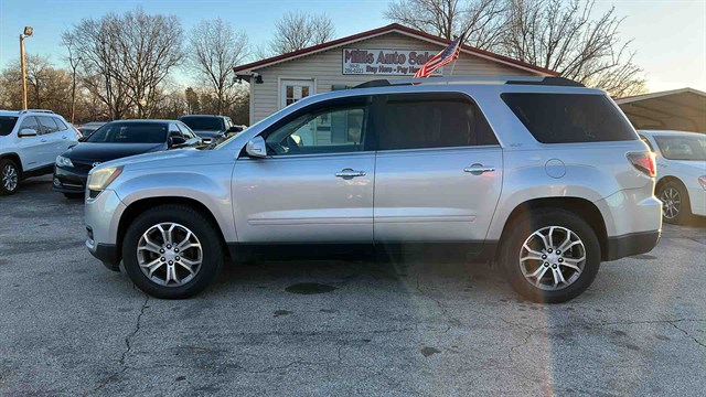 2015 GMC Acadia SL's photo