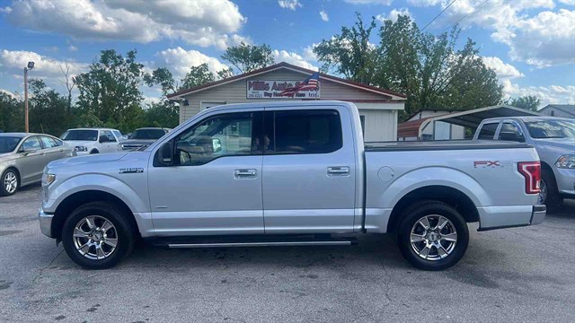 2015 Ford F-150 XLT SuperCrew 145-in's photo