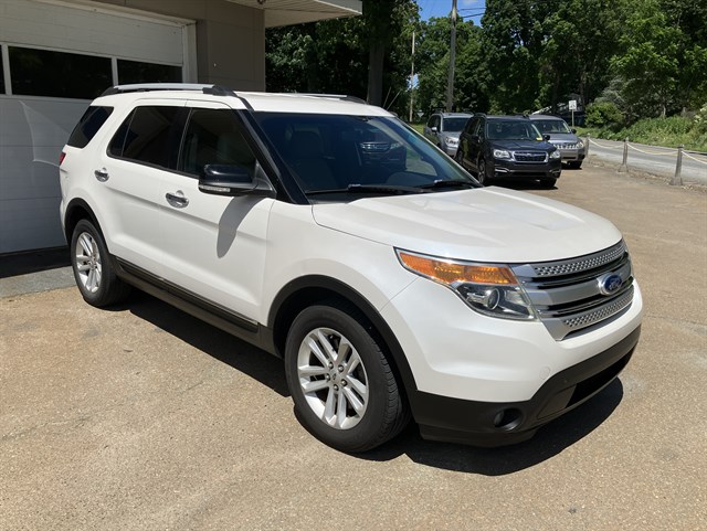 2015 Ford Explorer XLT's photo