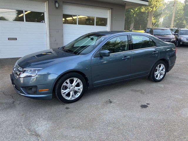2012 Ford Fusion I-4 SE's photo
