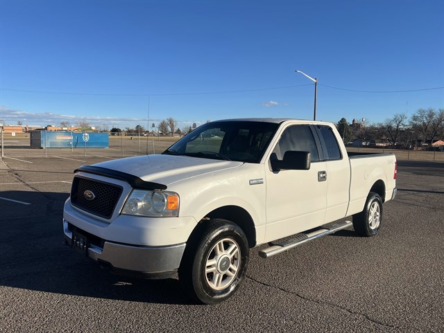 2005 Ford F-150 XLT