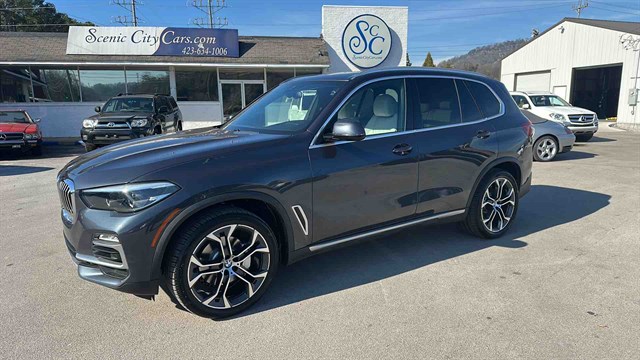 2020 BMW X5 40i's photo