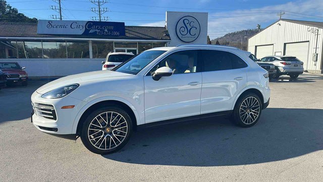 2021 Porsche Cayenne Base
