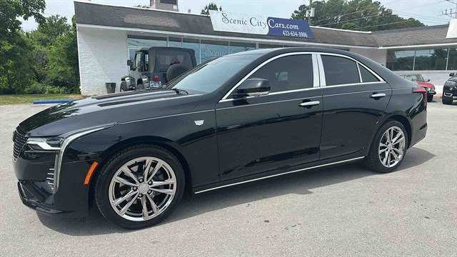 2024 Cadillac CT4 Luxury's photo