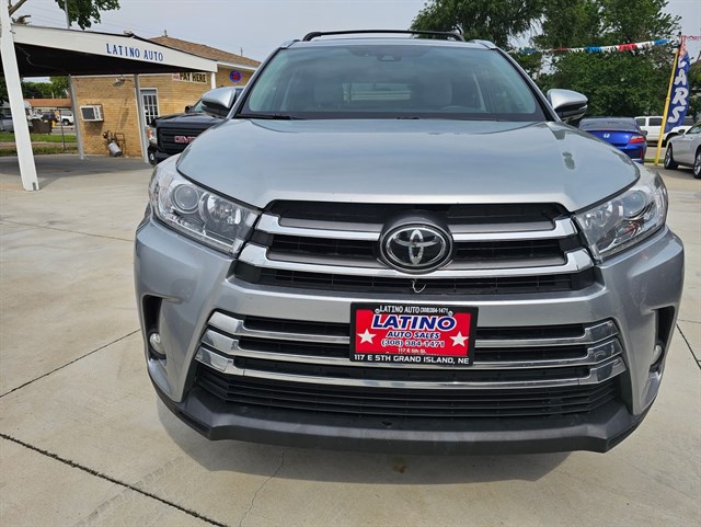 2018 Toyota Highlander Limited Platinum