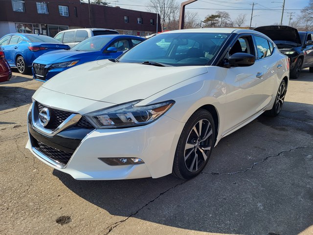 2017 Nissan Maxima S