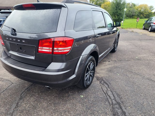 Dodge Journey photo 4