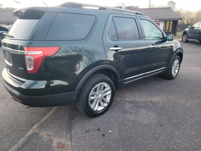 Ford Explorer photo 5