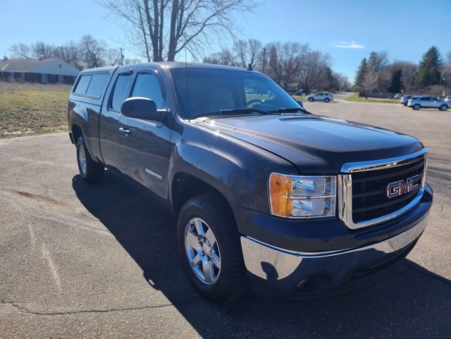 GMC Sierra photo 3