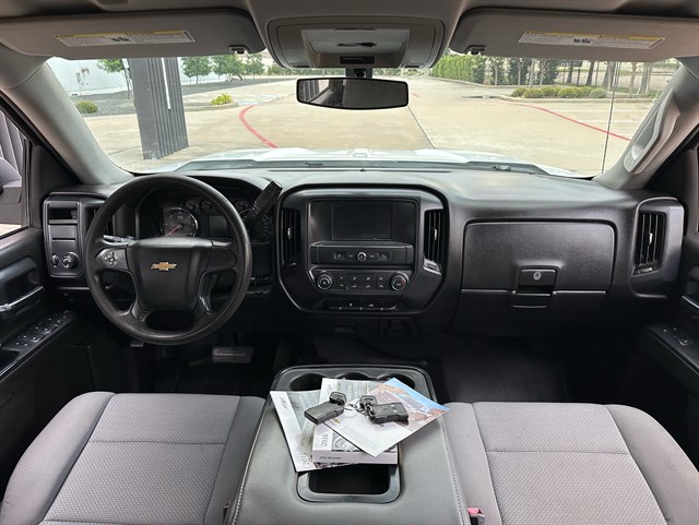 Chevrolet Silverado photo 25