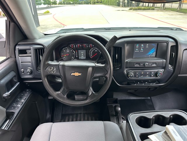 Chevrolet Silverado photo 26