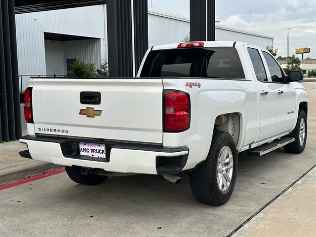 Chevrolet Silverado photo 16