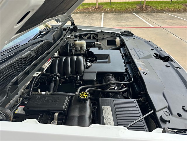 Chevrolet Silverado photo 11