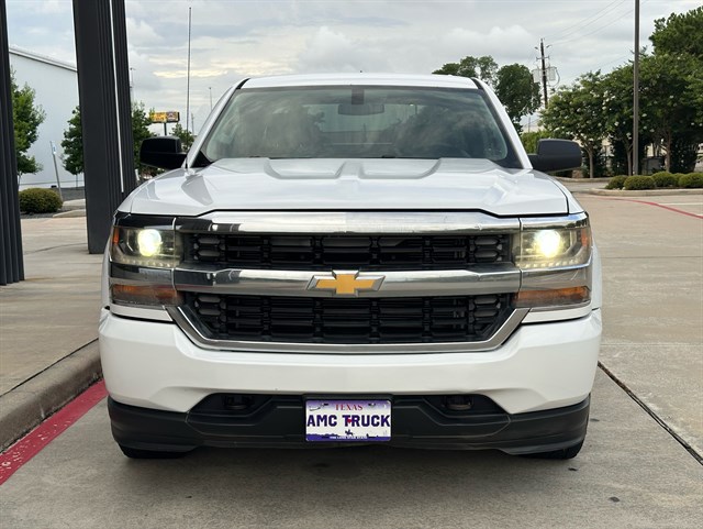 Chevrolet Silverado photo 9