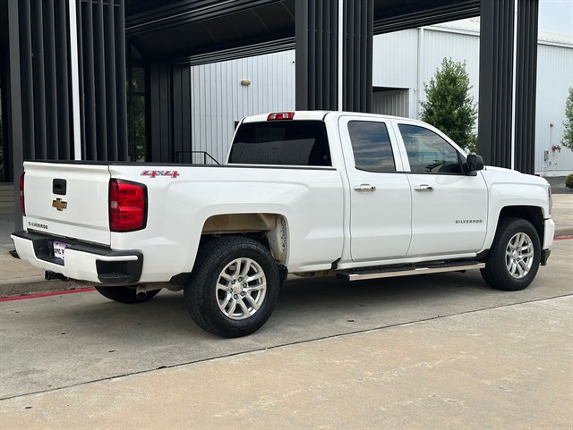 Chevrolet Silverado photo 15