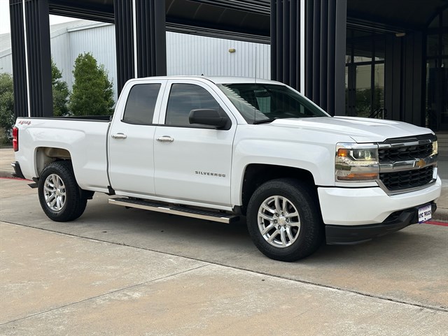 Chevrolet Silverado photo 13