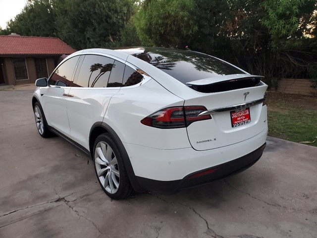 スマートフォン/携帯電話 スマートフォン本体 2017 Tesla Model X, Stock No: 9118 by USA Exotic Motorcars 