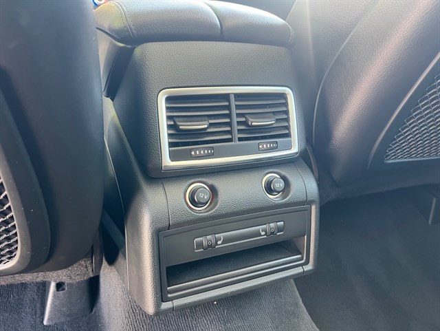 2015 AUDI Q7 - Image 26