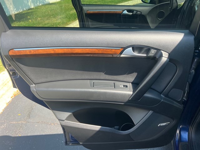 2015 AUDI Q7 - Image 25