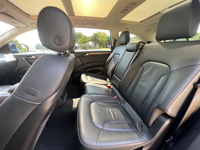 2015 AUDI Q7 - Image 20