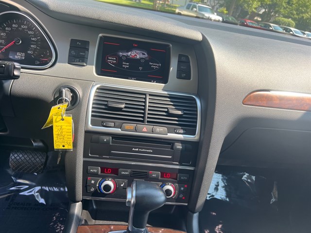 2015 AUDI Q7 - Image 24