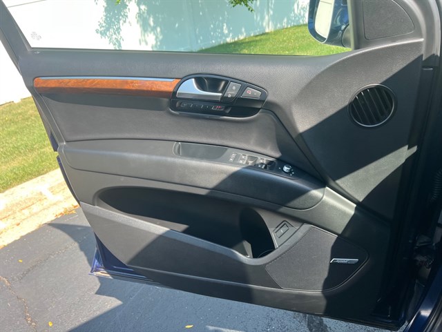 2015 AUDI Q7 - Image 34