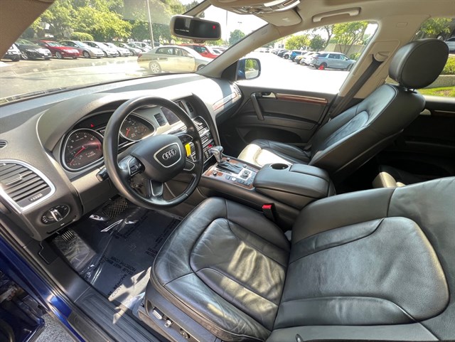 2015 AUDI Q7 - Image 31