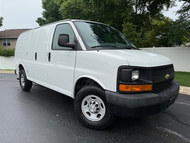 2015 CHEVROLET EXPRESS - Image 1