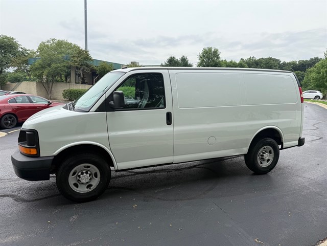 2015 CHEVROLET EXPRESS - Image 41