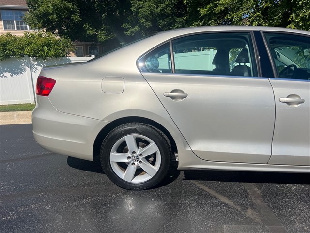 2013 VOLKSWAGEN JETTA - Image 43