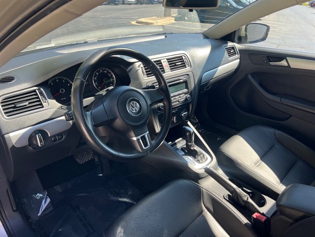 2013 VOLKSWAGEN JETTA - Image 13