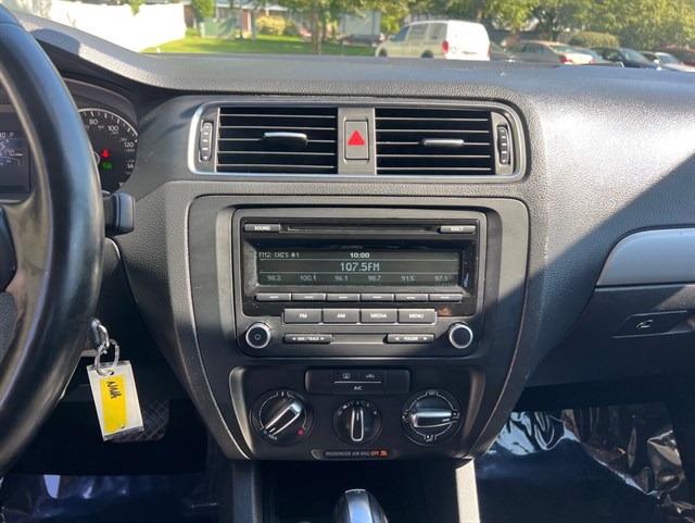 2013 VOLKSWAGEN JETTA - Image 29